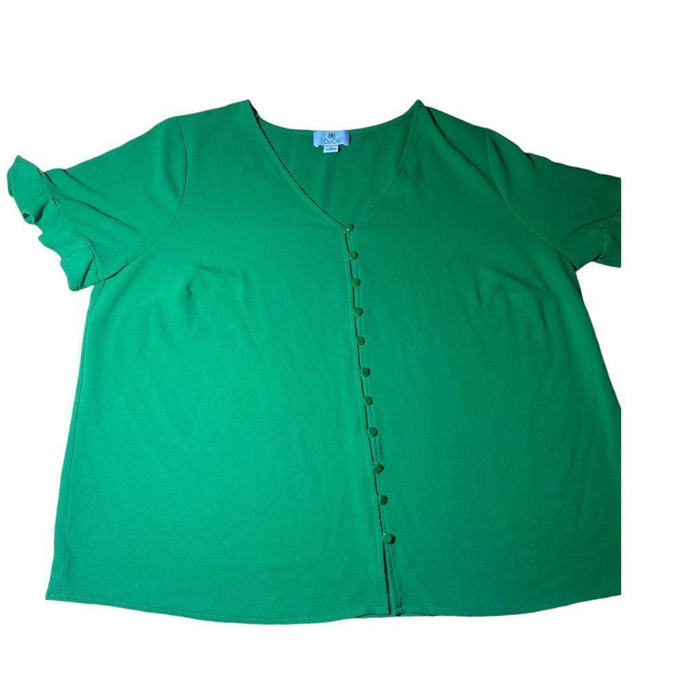Cece Elegant‎ Plus Size Emerald Green Button-Front Blouse with Flutter Sleeves